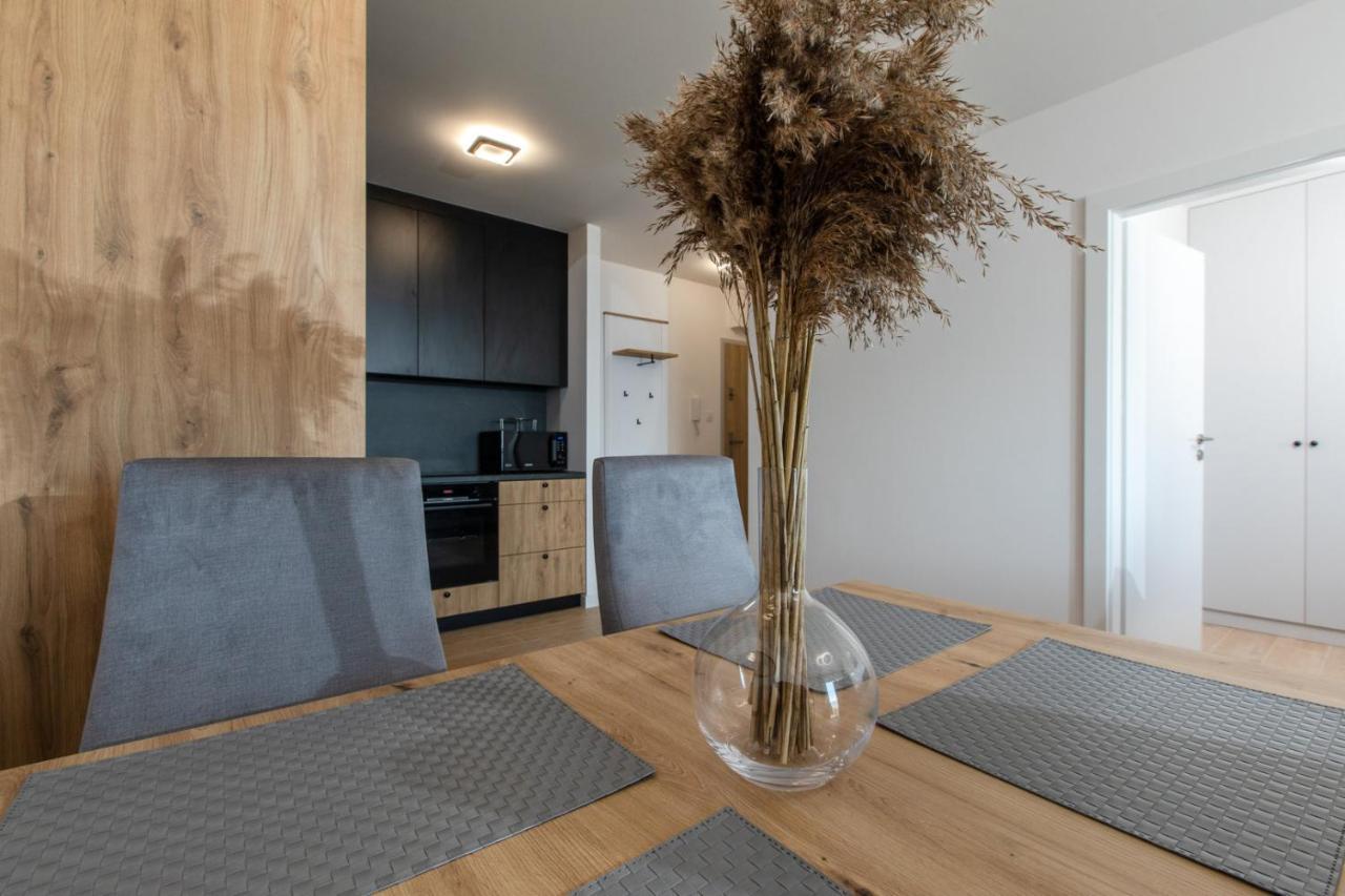 Apartament Grafitowy By Major Domus Club Dziwnów Kültér fotó